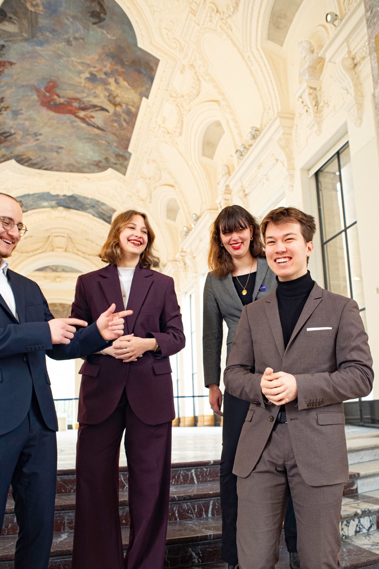 L'équipe du bureau de Theatrum Mundi en coulisses